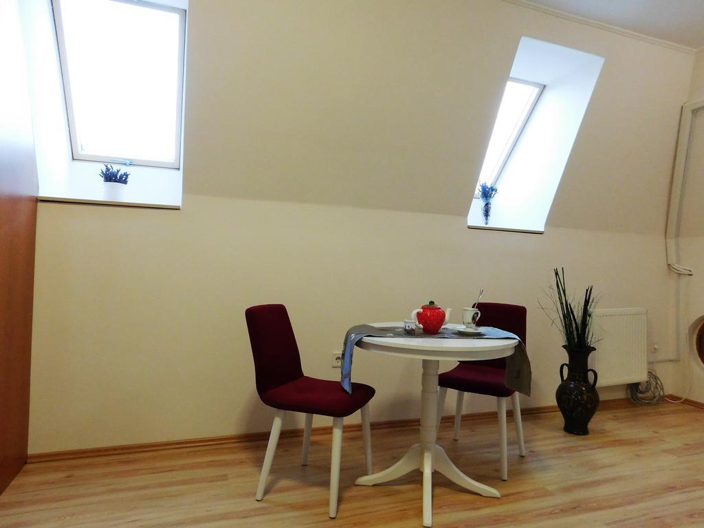 Tulipan Apartman Balatonalmádi エクステリア 写真